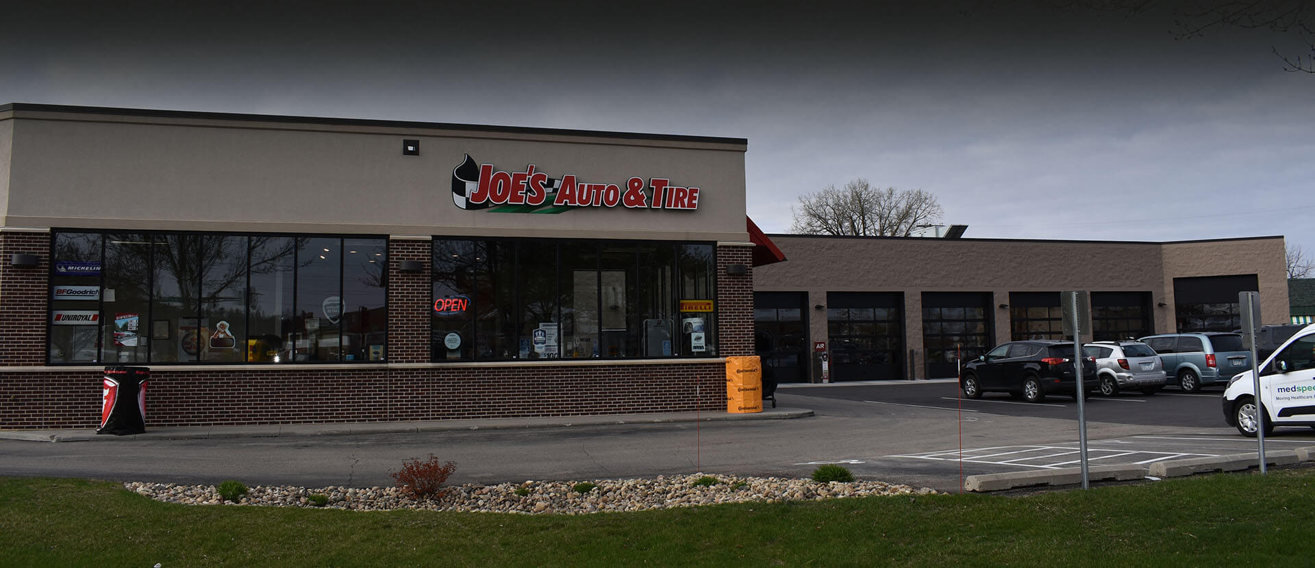 slideshow-family-owened-shop